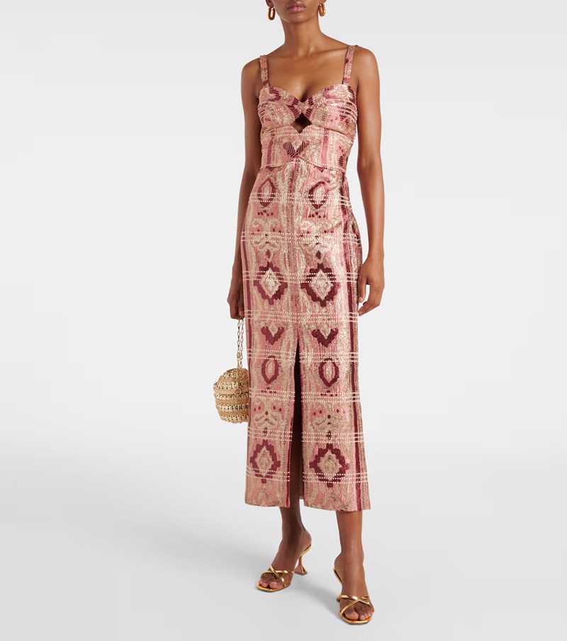 Το φόρεμα της Meghan Markle που θα γίνει "sold-out" σε λίγες ώρες - εικόνα 1