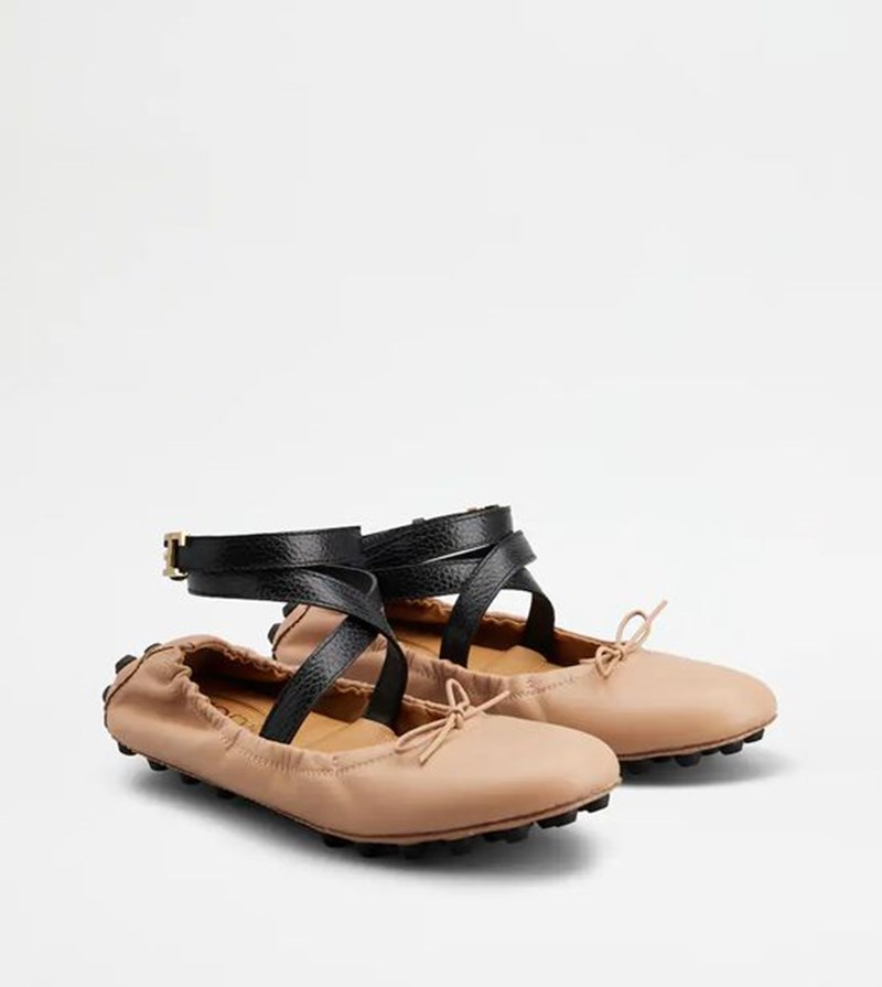 Attention shoe lovers: 8 μπαλαρίνες για να υποδεχθείς το φθινόπωρο με ασυναγώνιστο στιλ - εικόνα 2