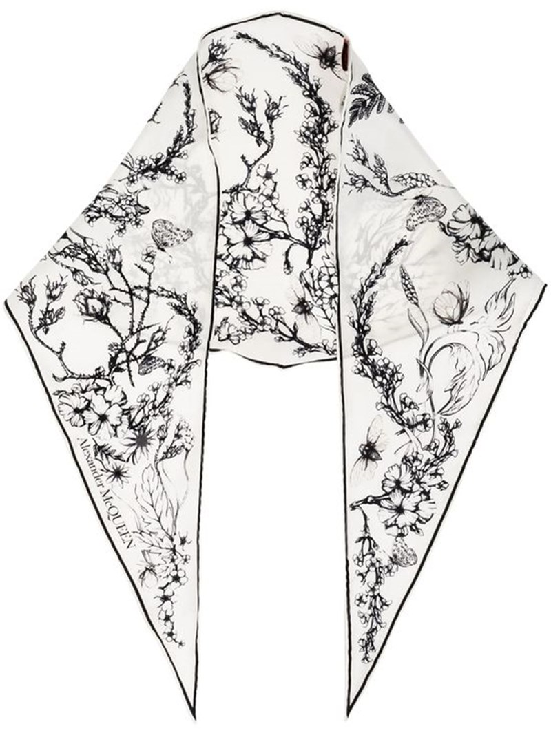 Black & White: Τα ασπρόμαυρα outfits πρωταγωνιστούν τις τελευταίες ημέρες του καλοκαιριού - εικόνα 2