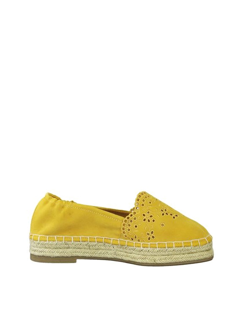 Ανακαλύψαμε τις πιο stylish flat εσπαντρίγιες που θα φοράς από τώρα μέχρι το φθινόπωρο - εικόνα 6