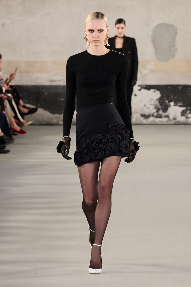 "The Femme Paradox": Η νέα συλλογή της Elisabetta Franchi ενσαρκώνει την πιο αγνή μορφή της γυναικείας ενδυνάμωσης - εικόνα 7