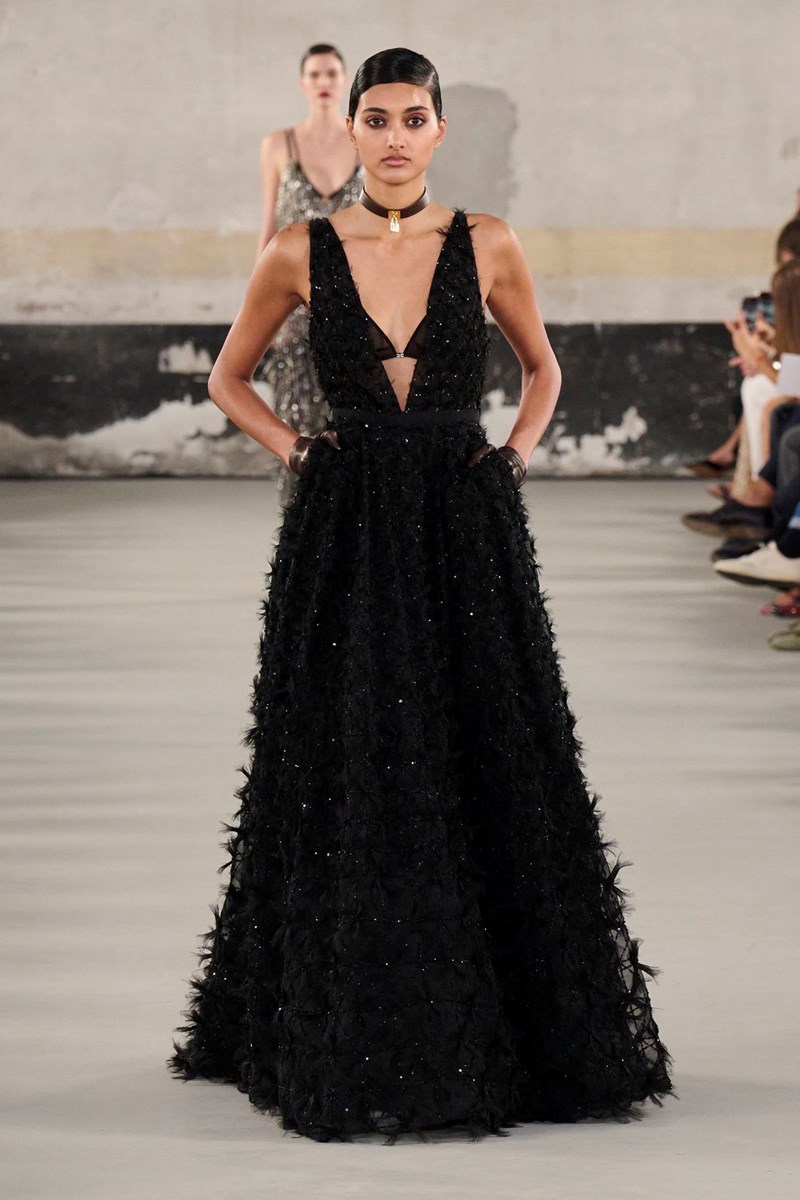 "The Femme Paradox": Η νέα συλλογή της Elisabetta Franchi ενσαρκώνει την πιο αγνή μορφή της γυναικείας ενδυνάμωσης - εικόνα 16