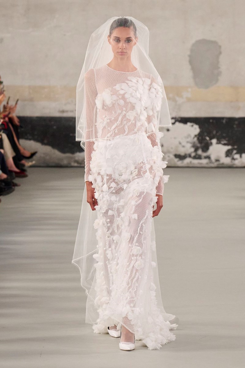 "The Femme Paradox": Η νέα συλλογή της Elisabetta Franchi ενσαρκώνει την πιο αγνή μορφή της γυναικείας ενδυνάμωσης - εικόνα 24