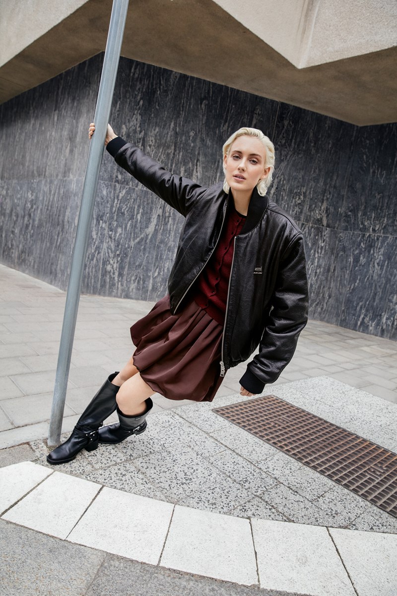 You Look Great: Η νέα καμπάνια της MODIVO για το φθινόπωρο στρέφεται προς την αυτοαποδοχή - εικόνα 1