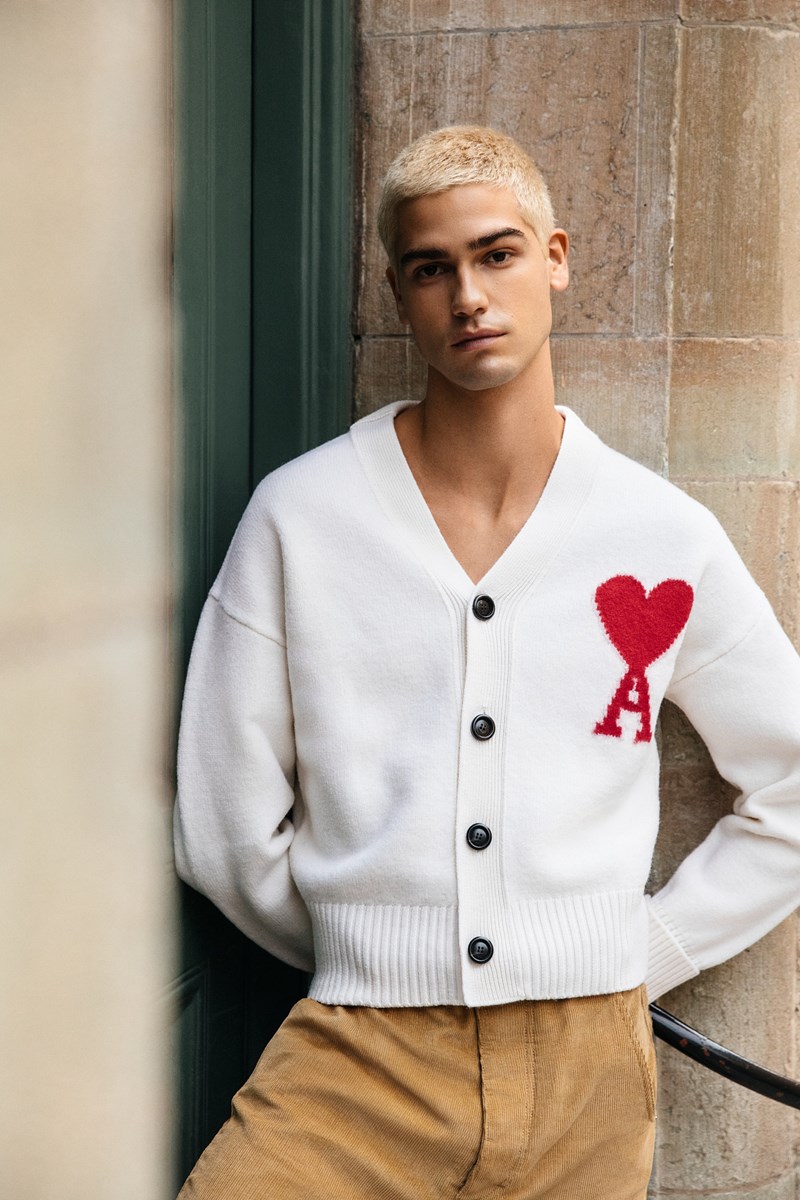 You Look Great: Η νέα καμπάνια της MODIVO για το φθινόπωρο στρέφεται προς την αυτοαποδοχή - εικόνα 3