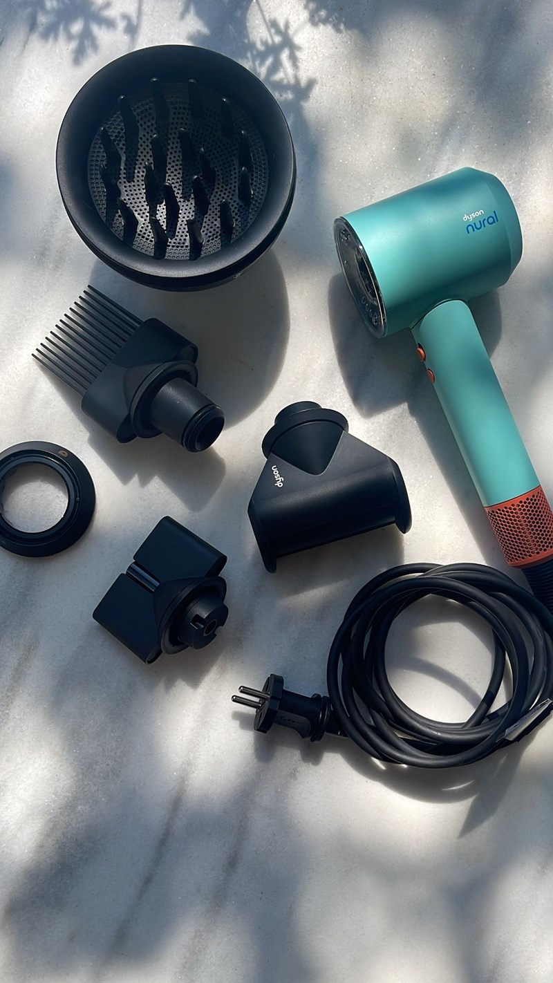 Πώς το νέο πιστολάκι της Dyson έγινε ο απόλυτος σύμμαχός μου για υγιή και λαμπερά μαλλιά - εικόνα 2
