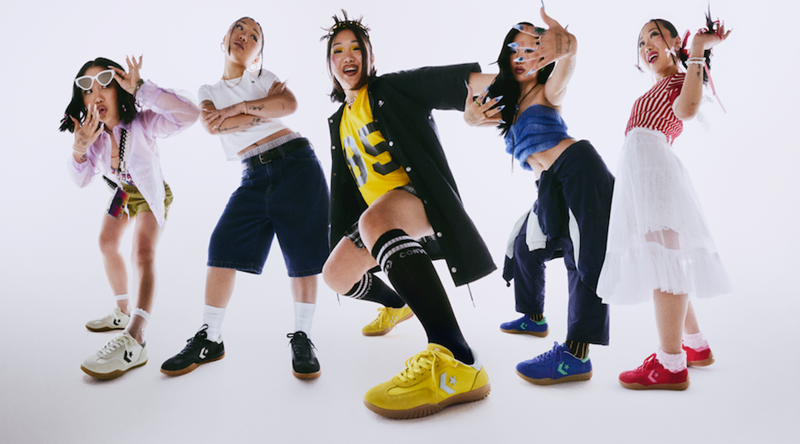 Νέα άφιξη: Τα sneakers που θα βρίσκεις δικαιολογίες να φοράς κάθε μέρα το φθινόπωρο - εικόνα 1