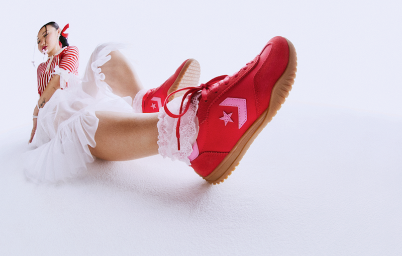 Νέα άφιξη: Τα sneakers που θα βρίσκεις δικαιολογίες να φοράς κάθε μέρα το φθινόπωρο - εικόνα 3