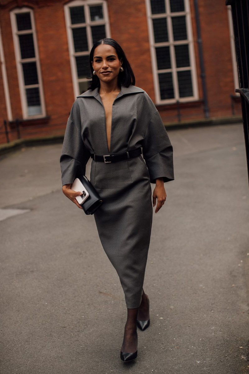 LFW SS25: Το street style του Λονδίνου θα σου δώσει έμπνευση για τα καθημερινά φθινοπωρινά σου looks - εικόνα 16