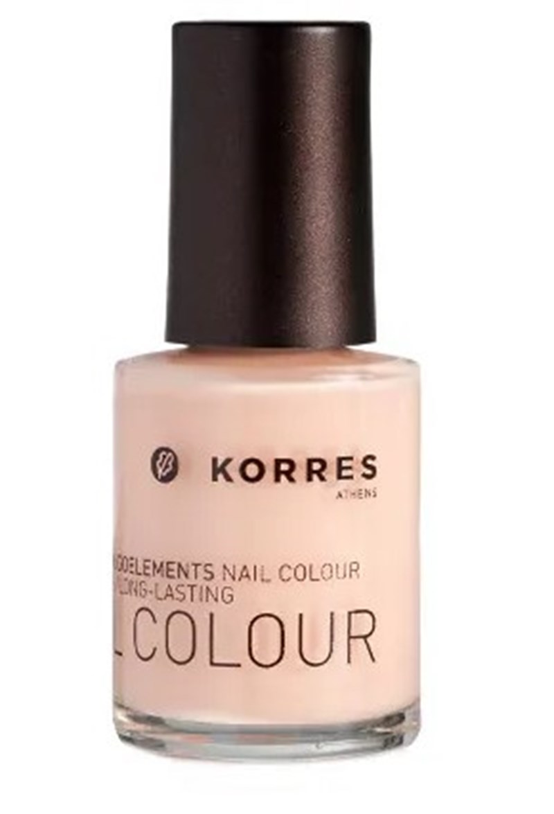 "Wet Nail Mani": Το πιο λαμπερό μανικιούρ για το φθινόπωρο - εικόνα 1