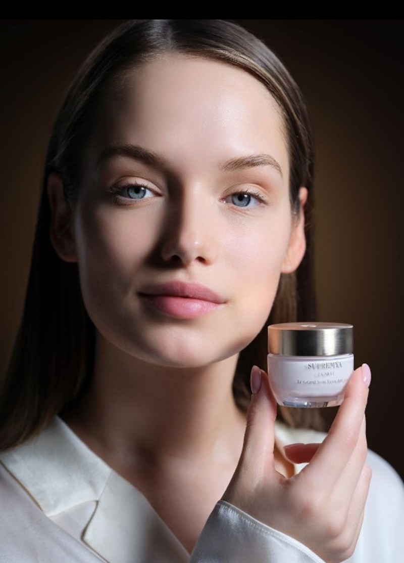 Η κρέμα ματιών που δρα ενάντια στην πτώση των βλεφάρων, στους μαύρους κύκλους και στις ρυτίδες - εικόνα 3