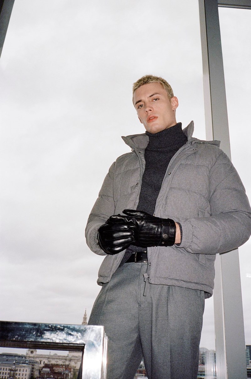 "Hello Stranger": Η κάμπάνια της νέας συλλογής της Sisley αφηγείται την ιστορία δύο αγνώστων που βιώνουν άμεση σύνδεση - εικόνα 4