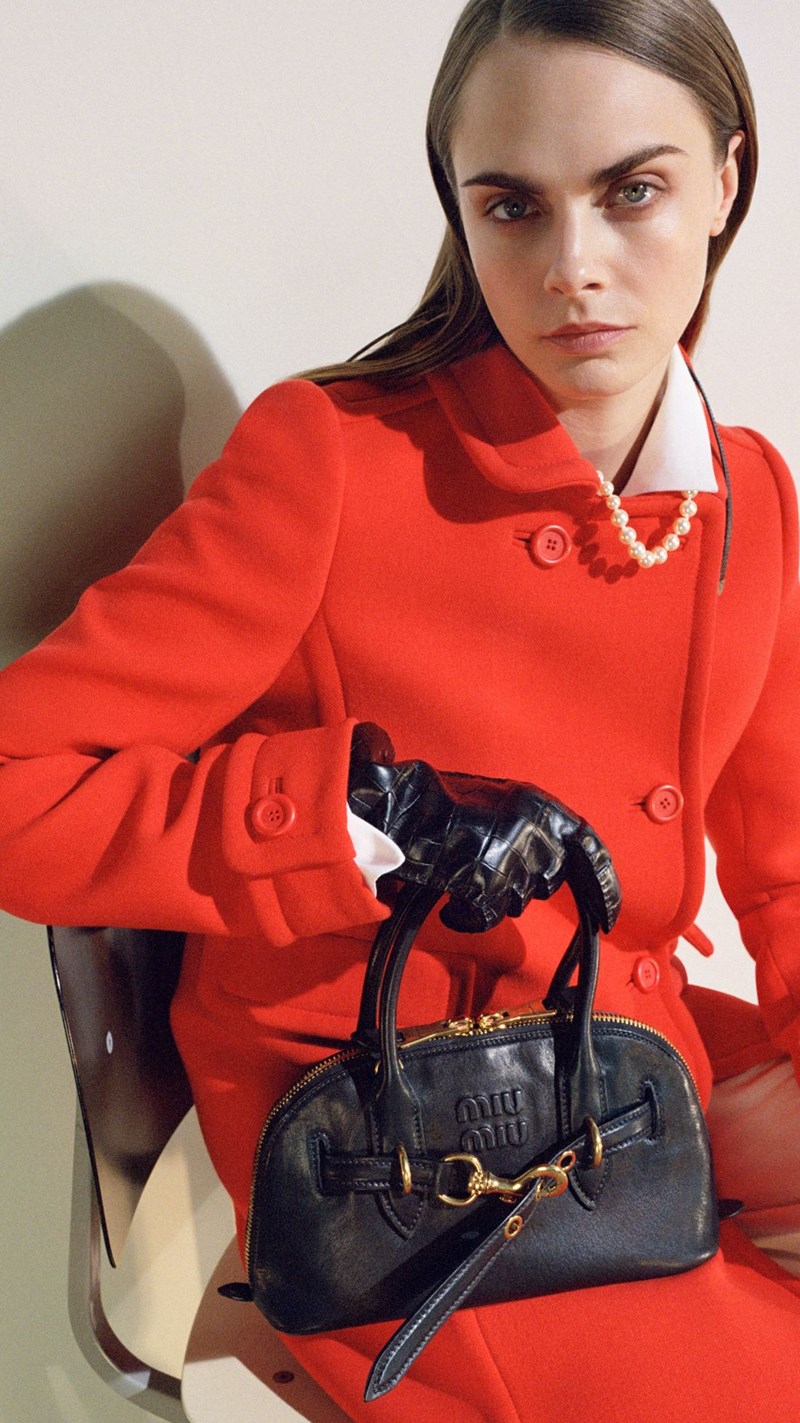 MIU MIU Fall/Winter 2024: Η viral συλλογή του hot brand είναι διαθέσιμη στα καταστήματα Luisa World - εικόνα 2