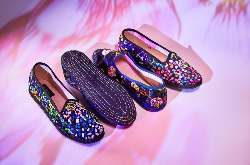 Vibi Venezia X Mary Katrantzou: Η capsule συλλογή που θα ενισχύσει το έργο του "Μαζί για το Παιδί" - εικόνα 1