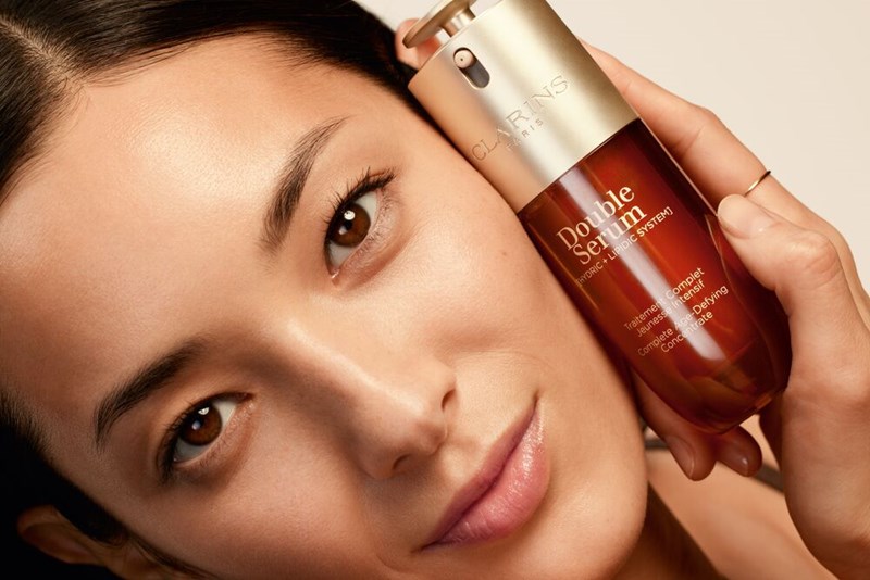 Το πολυτελές serum που διατηρεί τη νεανική όψη στην επιδερμίδα μας - εικόνα 2