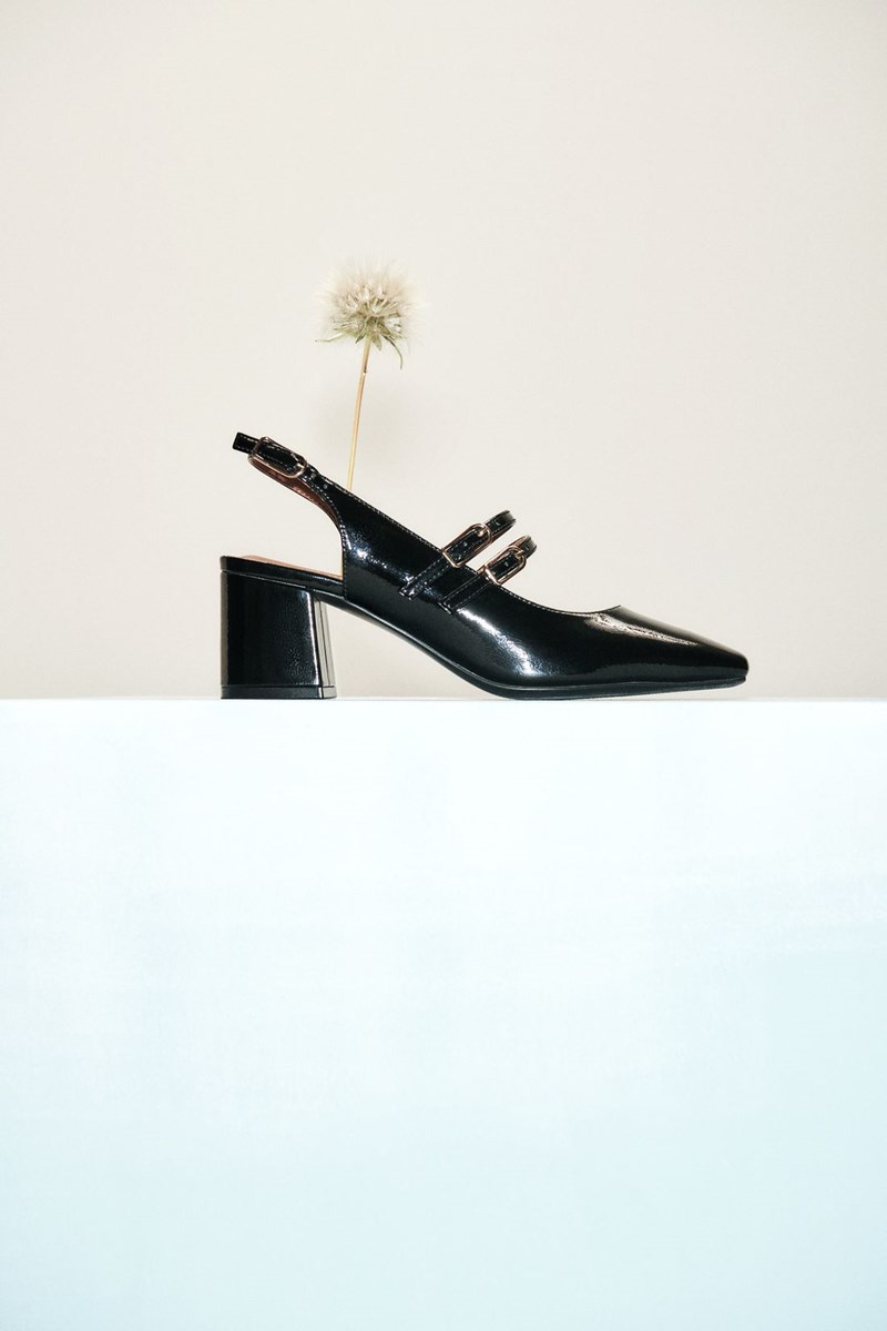 Σε αυτή τη νέα συλλογή βρήκαμε τα παπούτσια που θα φοράμε non stop το φθινόπωρο - εικόνα 4