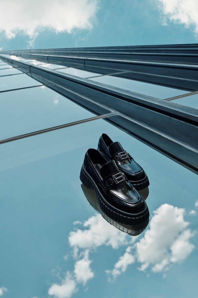 5 παπούτσια που πρέπει οπωσδήποτε να έχεις στη φθινοπωρινή σου γκαρνταρόμπα - εικόνα 1