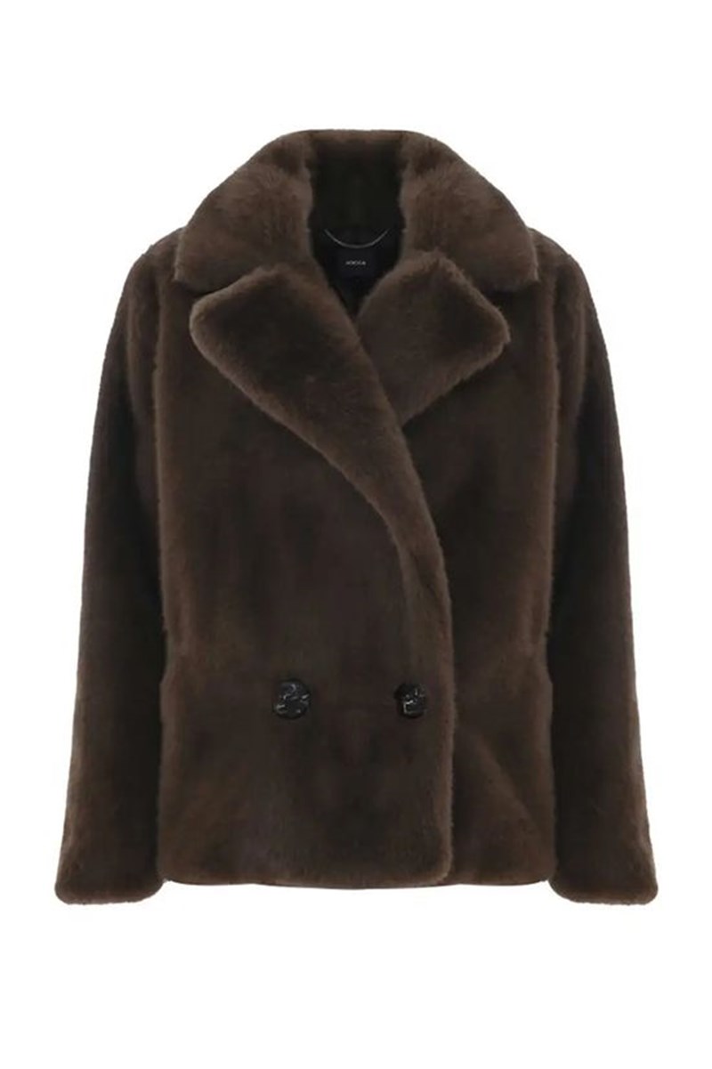 Η Dakota Johnson φόρεσε το απόλυτο παλτό για τον χειμώνα που δεν θα θες να αποχωριστείς - εικόνα 6