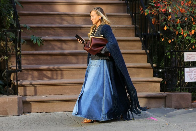 Η Sarah Jessica Parker με το ιδανικό πανωφόρι για την περίοδο που διανύουμε - εικόνα 2