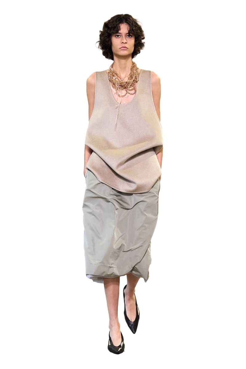 Olive Oasis: Αυτή είναι η πιο elegant απόχρωση για τον χειμώνα - εικόνα 9