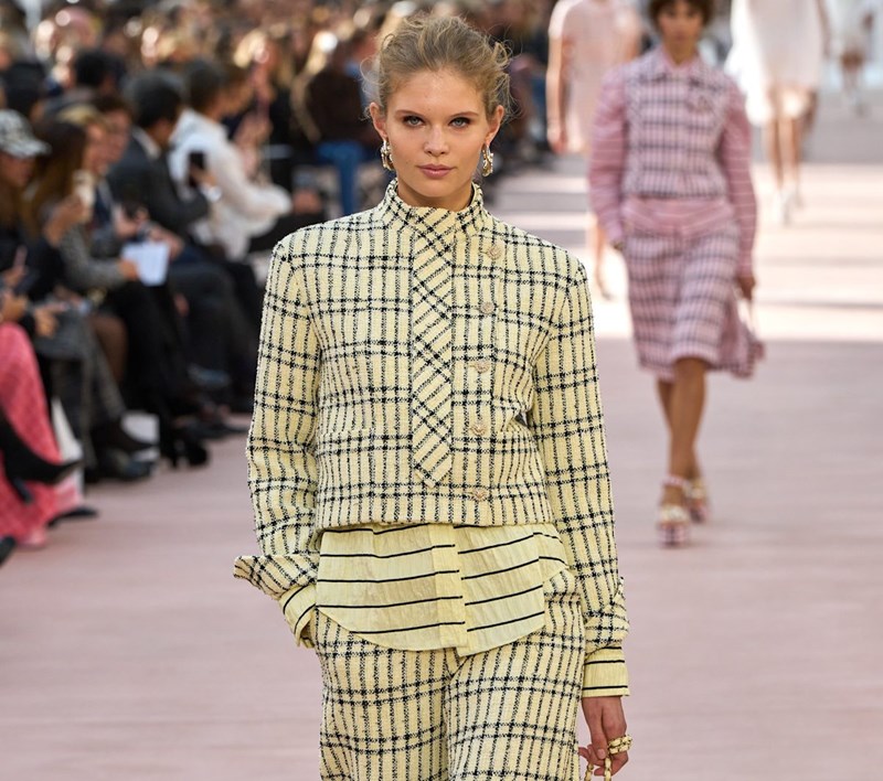 Paris Fashion Week SS25: Αυτές είναι οι πιο ενδιαφέρουσες τάσεις στα χτενίσματα - εικόνα 5