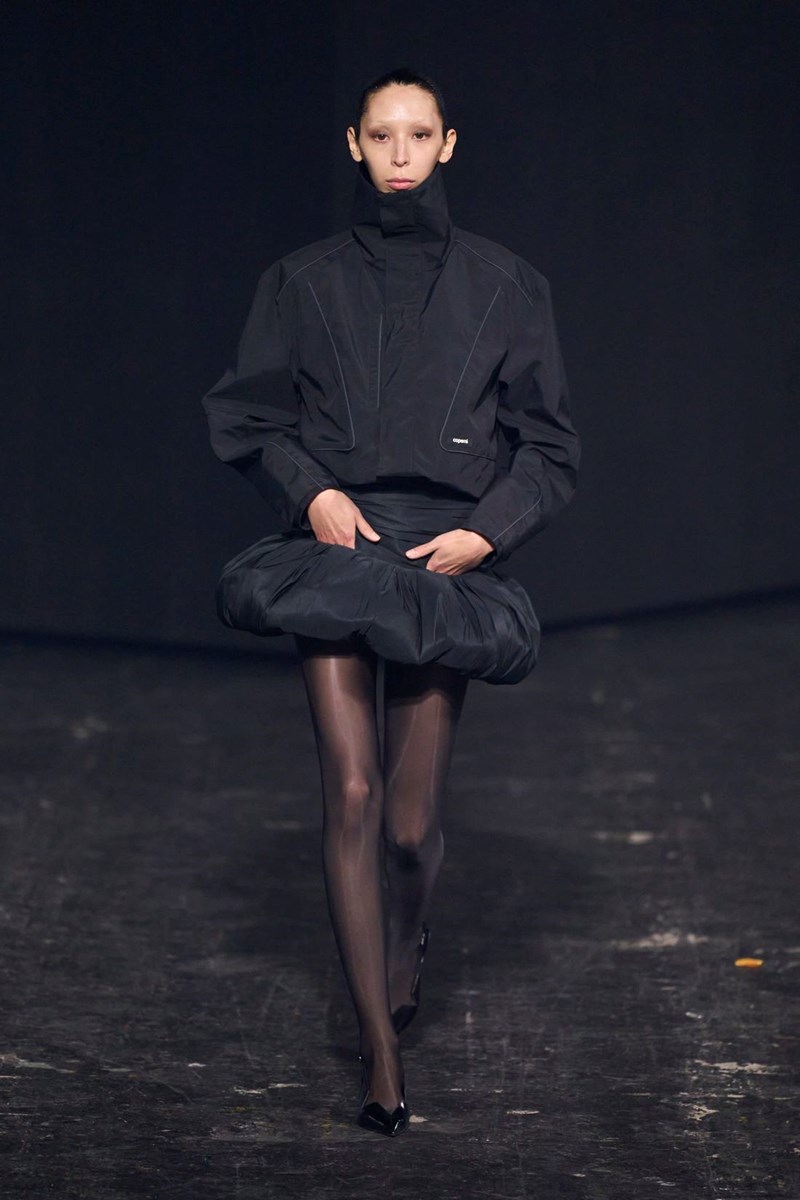 Αυτές είναι οι φούστες που θα φοράμε το φθινοπωρο (και τον χειμώνα) σύμφωνα με τους σχεδιαστές - εικόνα 9