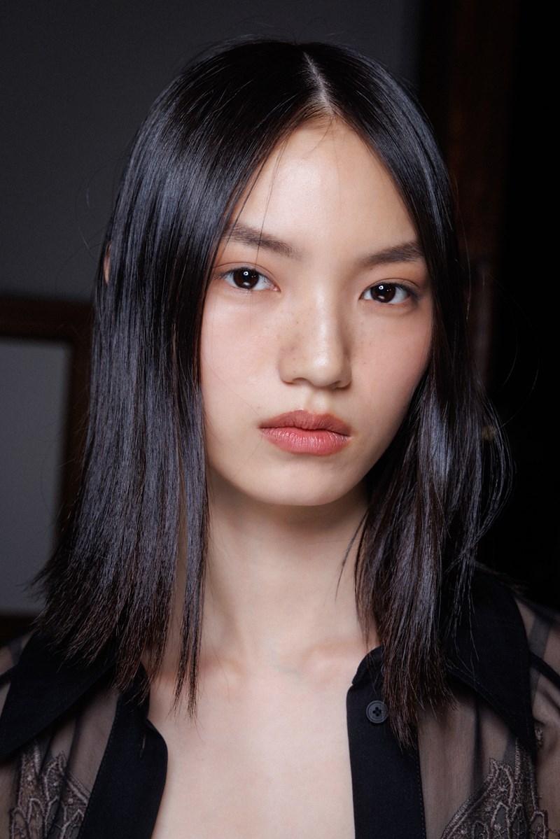 Natural beauty: Το φυσικό μακιγιάζ είναι must και αυτές οι εμφανίσεις στα catwalks το επιβεβαιώνουν - εικόνα 4