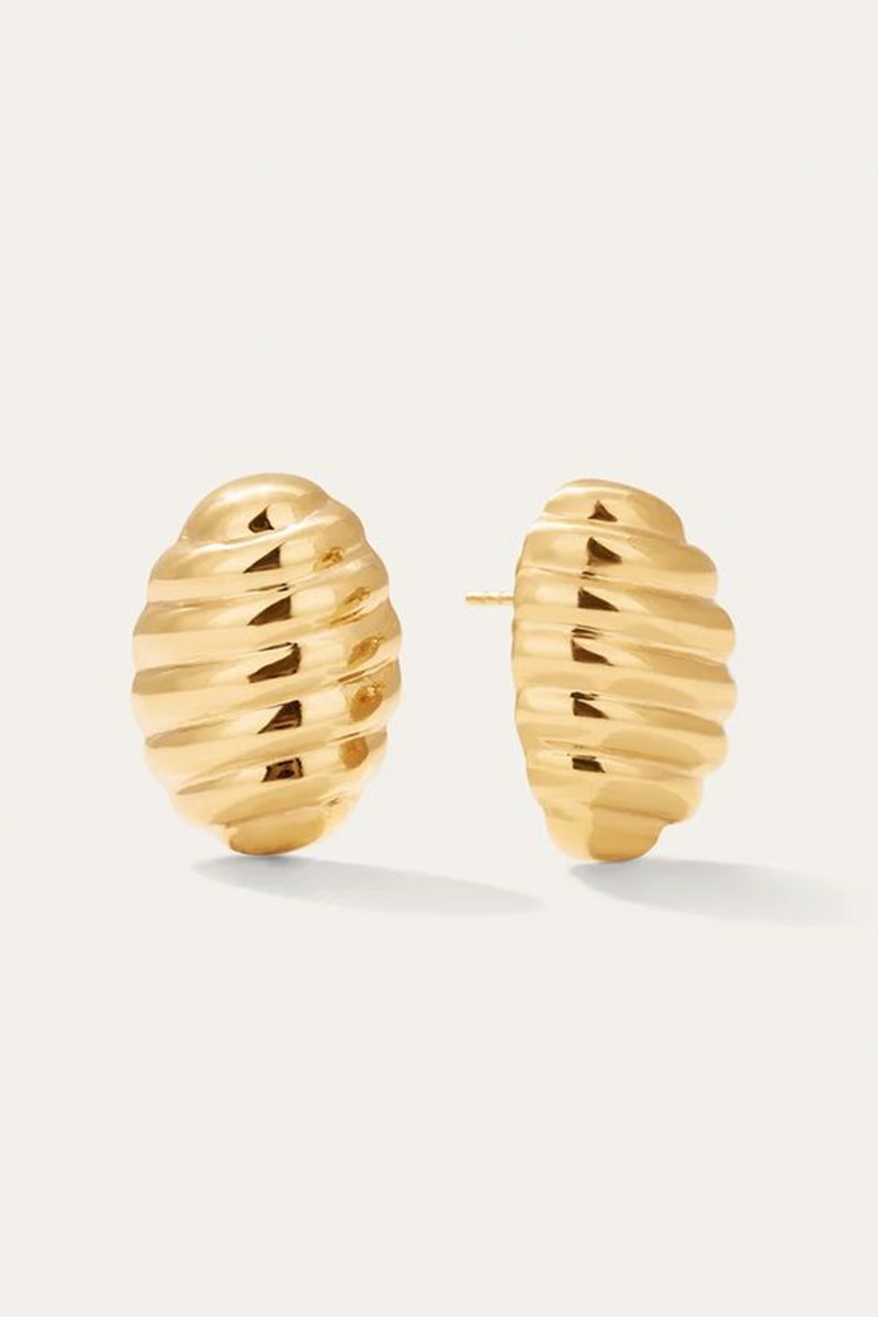 Βρήκαμε τα hot σκουλαρίκια που θα ζήλευε χωρίς αμφιβολία η Hailey Bieber - εικόνα 1