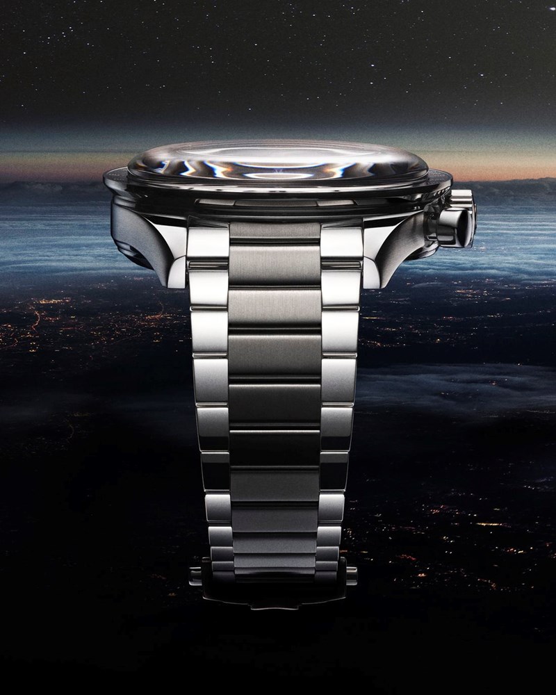 Το εμβληματικό ρολόι ‘The First OMEGA in Space’ επιστρέφει με vintage αέρα και ανανεωμένες δυνατότητες - εικόνα 3