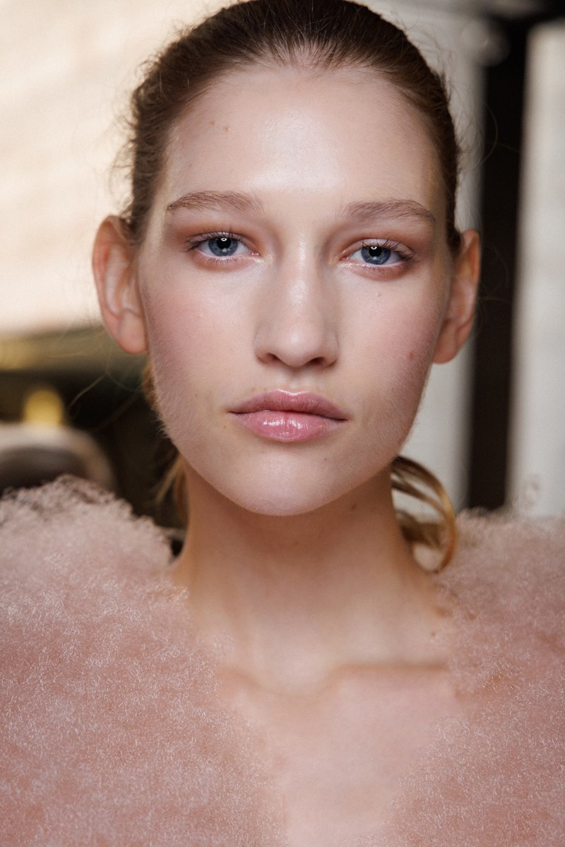 3 μυστικά που ακολουθούν οι επαγγελματίες στο μακιγιάζ για να κάνεις τα μάτια σου να λάμπουν - εικόνα 1