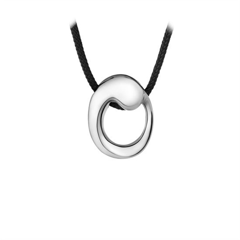 Γούρι 2025: Ανακαλύψαμε το κομψό κομμάτι που θα φοράς όλη τη νέα χρονιά - εικόνα 3