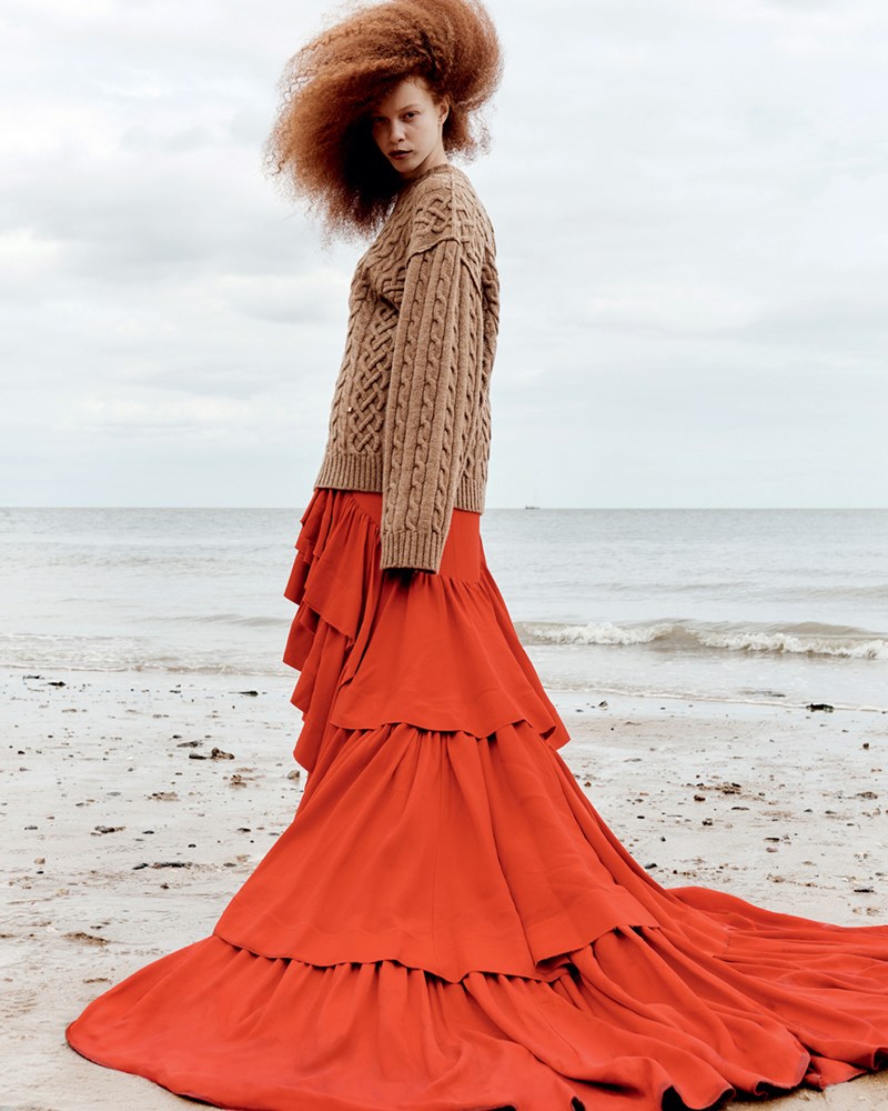 Τα designer outfits που θα αναβαθμίσουν στιλιστικά τις ημέρες του χειμώνα - εικόνα 8