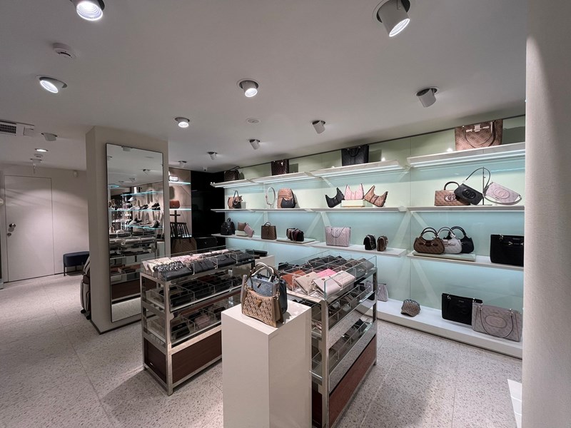 Nέο κατάστημα Guess στην οδό Τσιμισκή, στη Θεσσαλονίκη - εικόνα 1