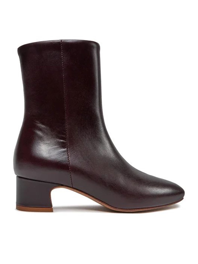 Η Katie Holmes υιοθέτησε το trend της σεζόν με τον πιο διακριτικό τρόπο - εικόνα 4