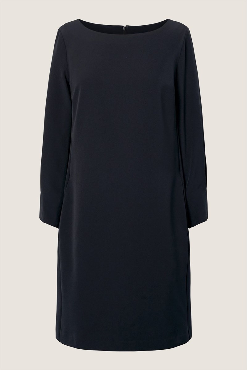 10 κομμάτια που θα αγοράσεις στις εκπτώσεις και θα φορέσεις όλη την άνοιξη - εικόνα 11