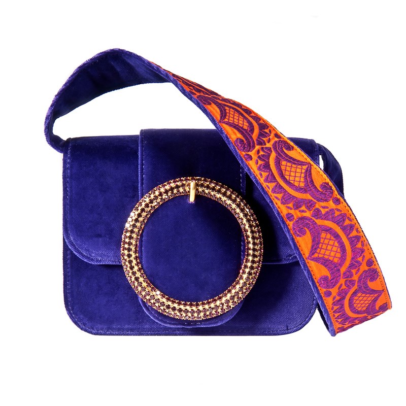 Η σχεδιάστρια Έλενα Μακρή μας προτείνει τα πιο glamorous κομμάτια για την γκαρνταρόμπα μας - εικόνα 13