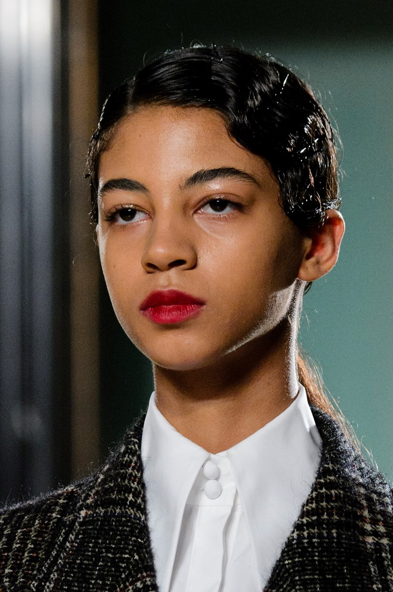 Αυτό το χτένισμα επέστρεψε στις πασαρέλες του Λονδίνου #LFW - εικόνα 5