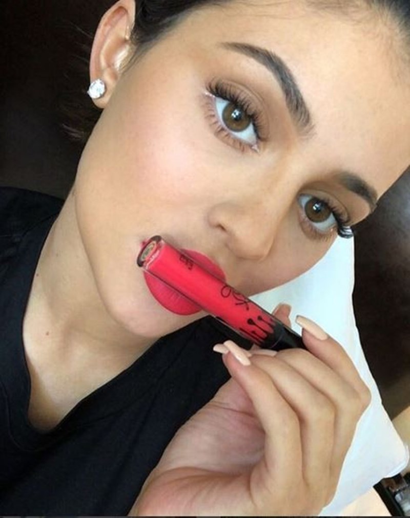 Έξυπνα make-up tips που μάθαμε από την Kylie Jenner - εικόνα 3