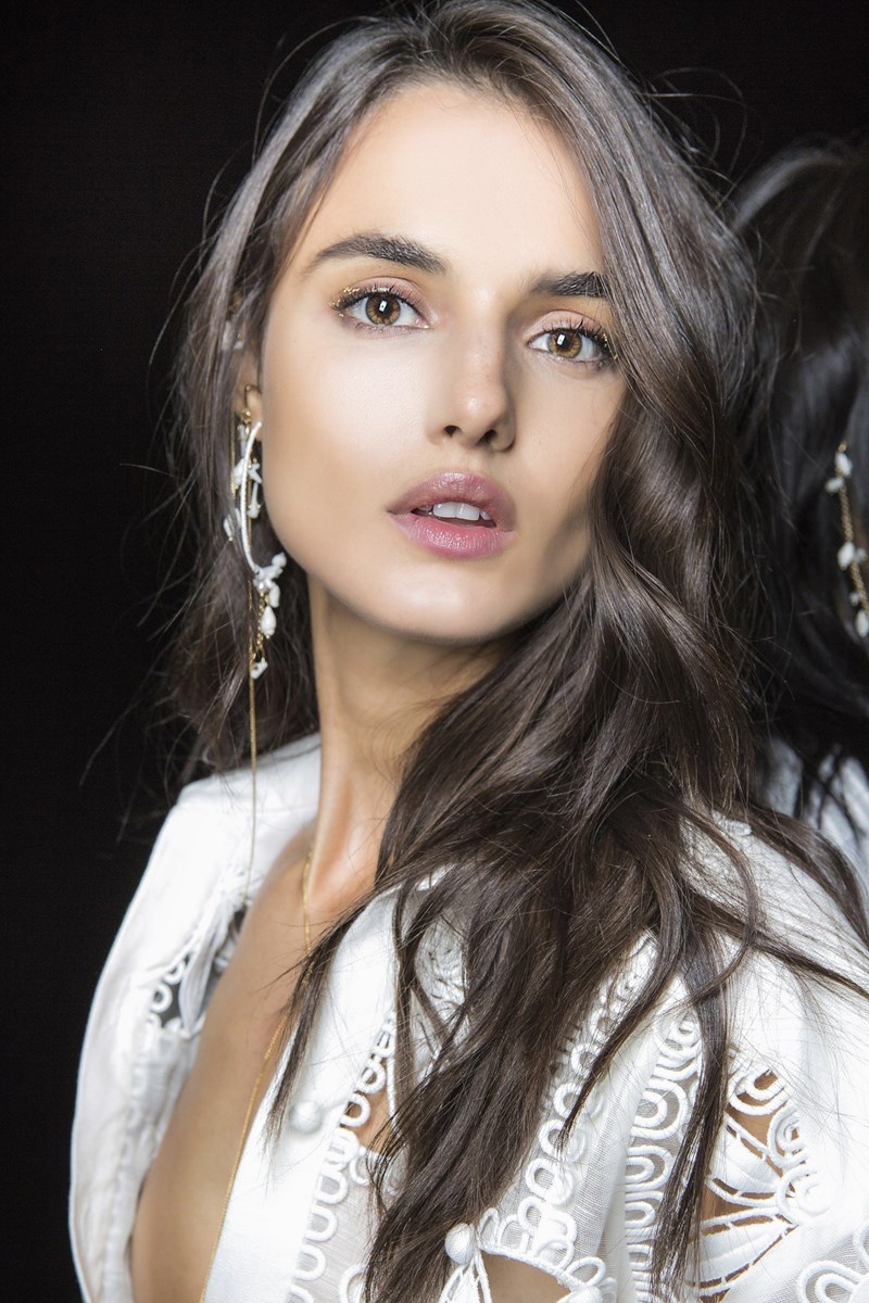 Μακριά μαλλιά: Μην τα κόβεις, φρόντισε τα σωστά - εικόνα 7