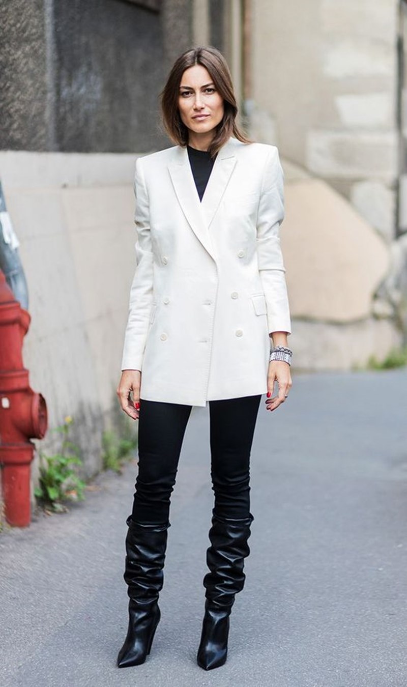 Στυλ στα άκρα: Αυτά είναι τα παπούτσια που θα φορέσεις φέτος δίχως δεύτερη σκέψη - εικόνα 23