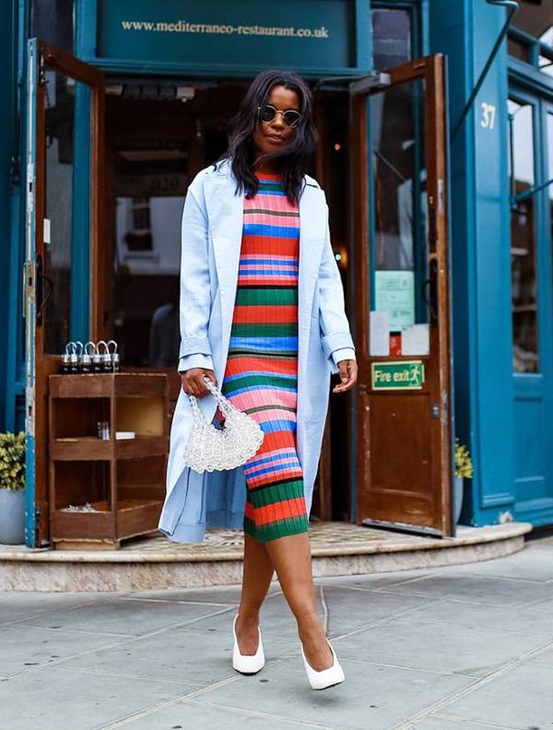 3 πανέξυπνοι τρόποι να απογειώσεις τα πλεκτά σου φορέματα - εικόνα 1