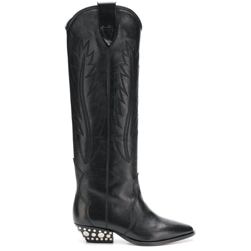 Στυλ στα άκρα: Αυτά είναι τα παπούτσια που θα φορέσεις φέτος δίχως δεύτερη σκέψη - εικόνα 21