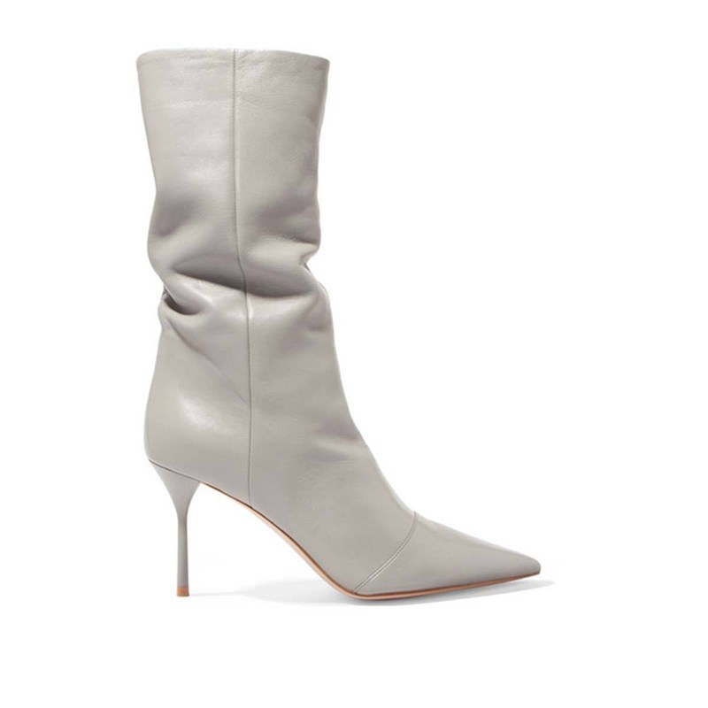 Στυλ στα άκρα: Αυτά είναι τα παπούτσια που θα φορέσεις φέτος δίχως δεύτερη σκέψη - εικόνα 26