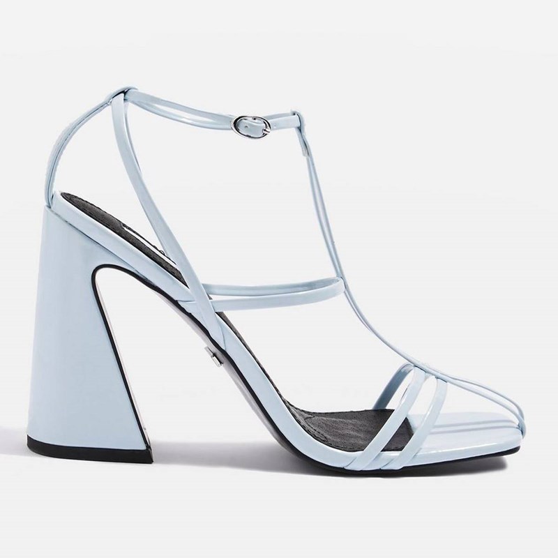 Στυλ στα άκρα: Αυτά είναι τα παπούτσια που θα φορέσεις φέτος δίχως δεύτερη σκέψη - εικόνα 8