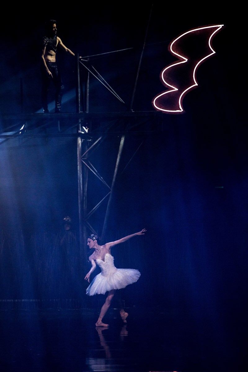 Η Λίμνη των Κύκνων: Μια μαγική παράσταση που δεν πρέπει να χάσετε! - εικόνα 4