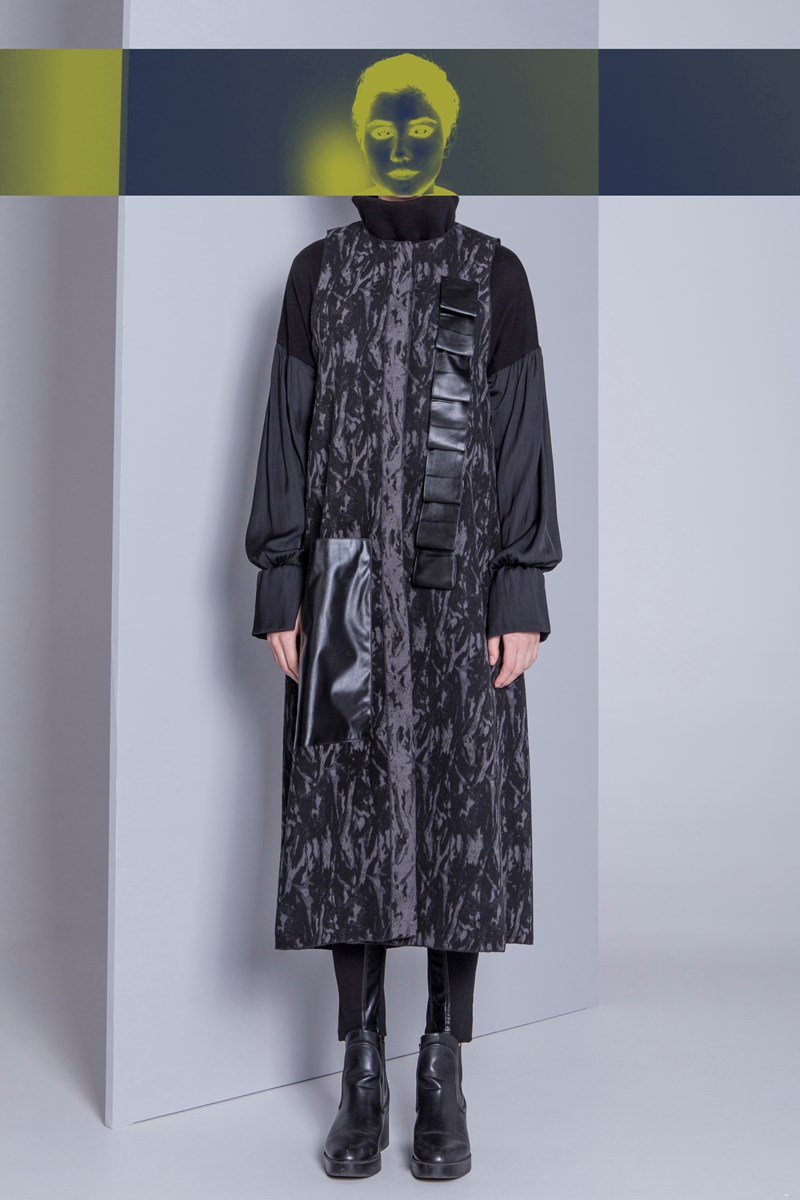 Μια συλλογή που μας ταξιδεύει στο χρόνο - εικόνα 2