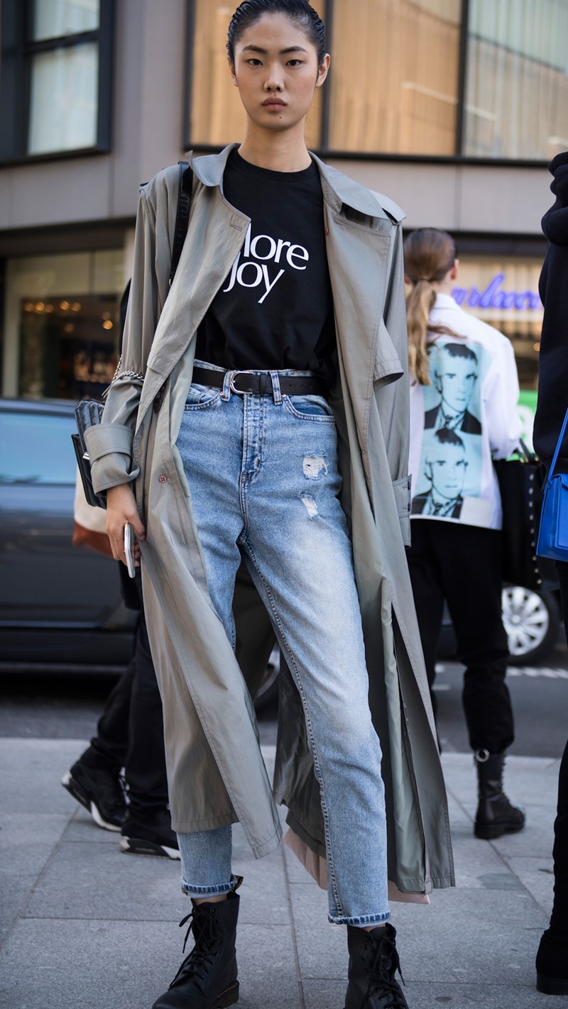 More Joy: Αυτό είναι το slogan T-shirt της χρονιάς - εικόνα 1