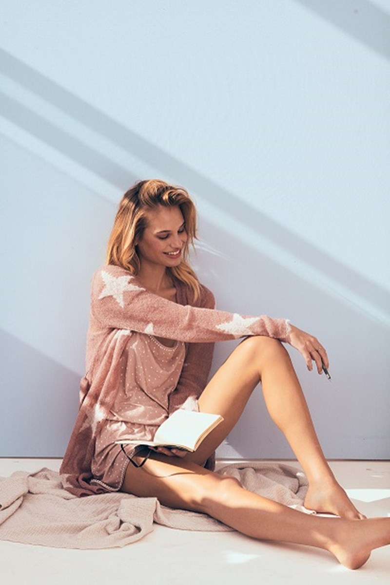 Bedtime Stories: Πώς θα φορέσεις τα πιο hot lingerie σύνολα του χειμώνα; - εικόνα 5