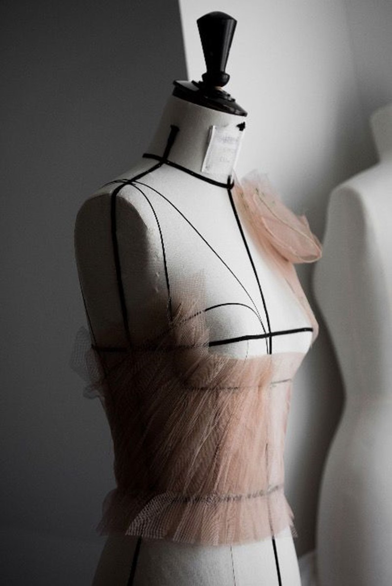 Haute Couture: Πώς ράβεται ένα παραμυθένιο φόρεμα Dior; - εικόνα 3