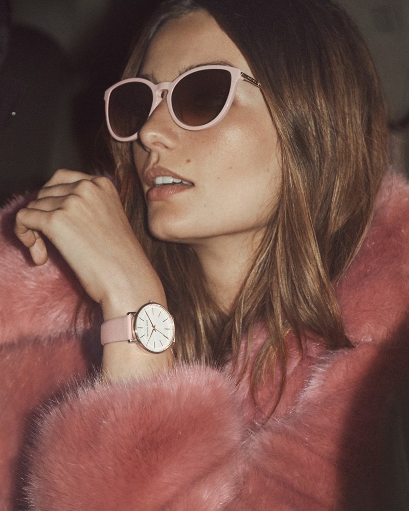 O Michael Kors μας προτείνει τα λουκ των Χριστουγέννων - εικόνα 5